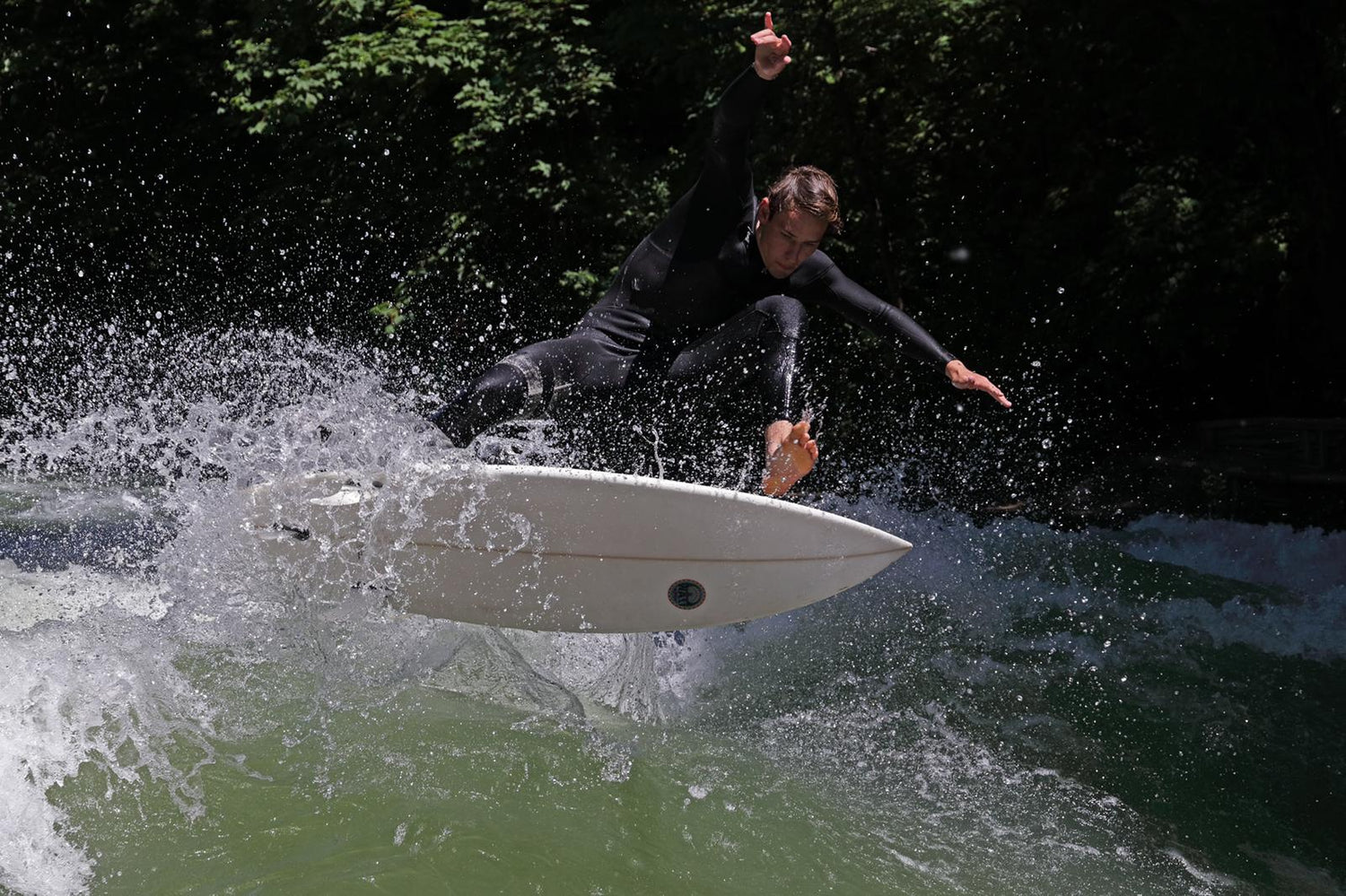 RIVER / STATIONARY WAVE BOARDS